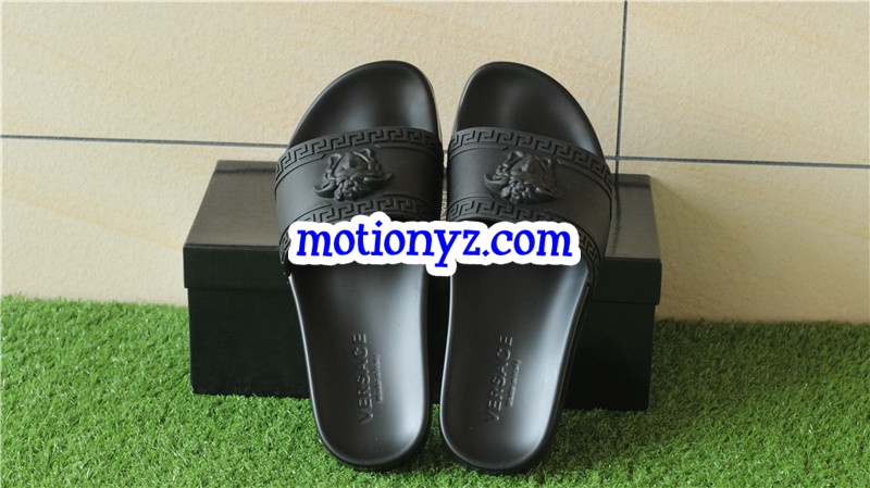 Brand Versace Black Slide